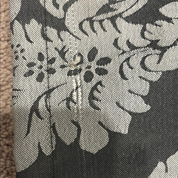Elegant Black and Gray Damask Fabric shower curtain - Picture 5 of 6